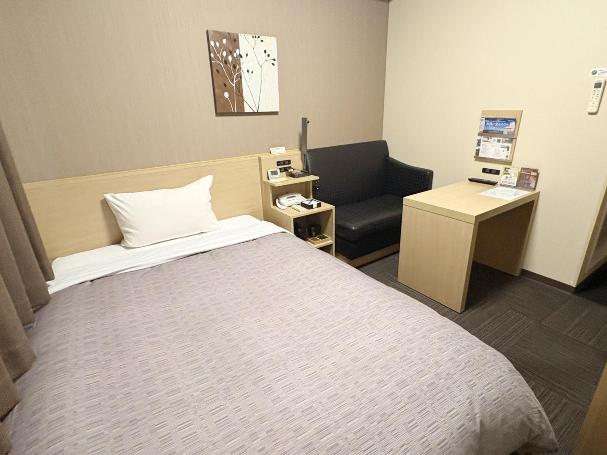 Hotel Route-inn Utsunomiya Yuinomori Esterno foto