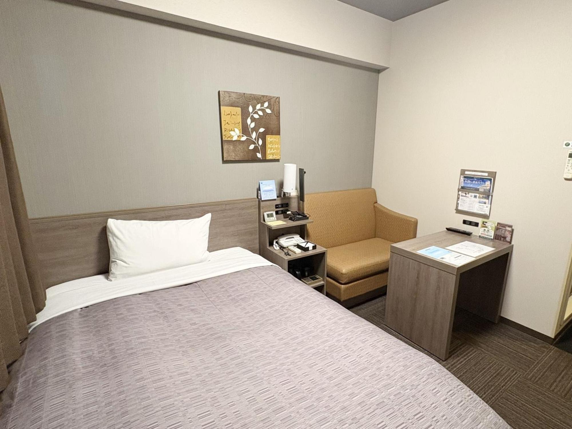 Hotel Route-inn Utsunomiya Yuinomori Esterno foto